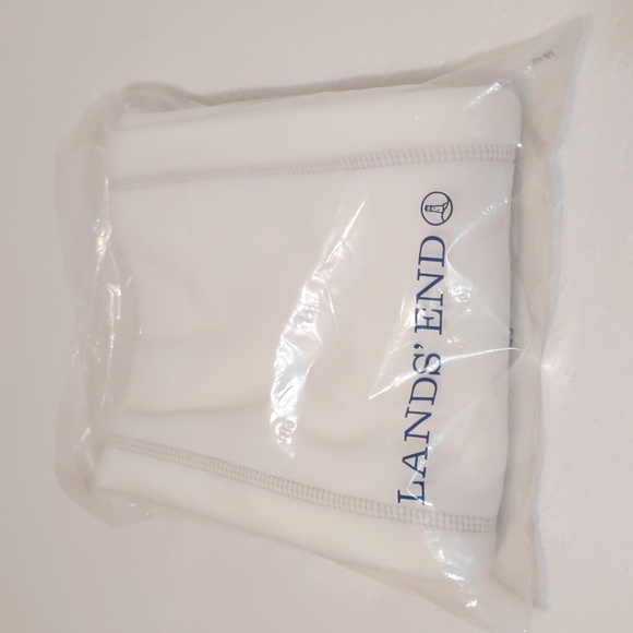 Lands' End Scarf - Picture 5 of 6